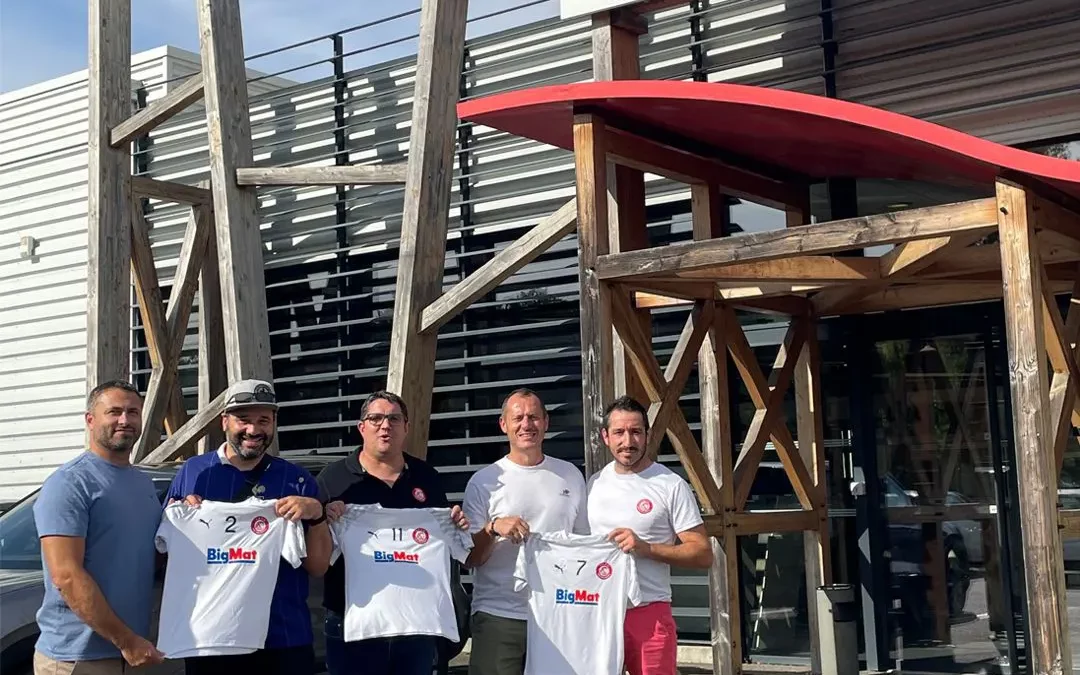 Quand le négoce soutient le sport local : BigMat Camozzi équipe la jeunesse du Lions Auch Handball Club